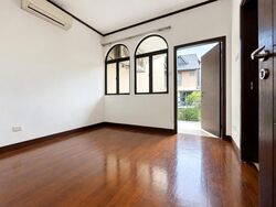 Espana (D11), Condominium #633802591